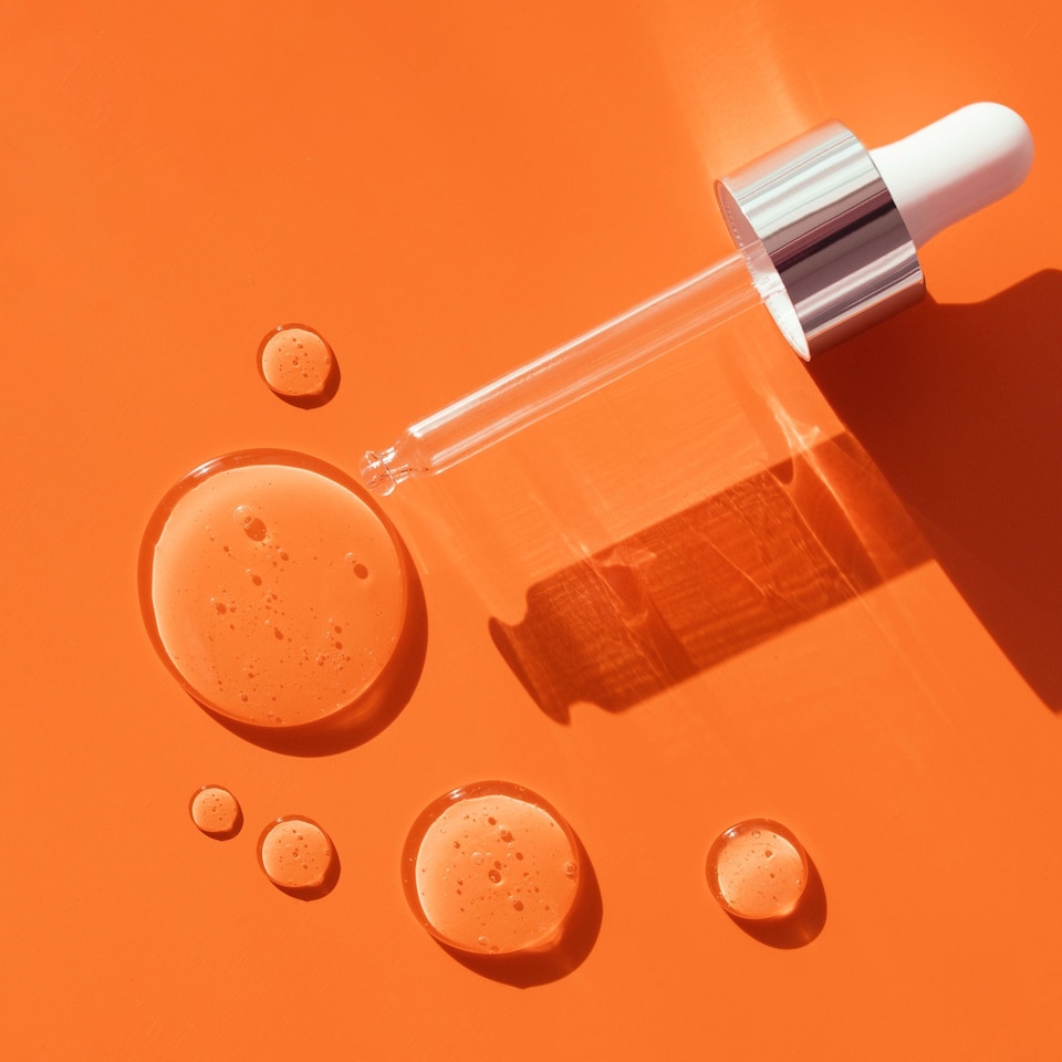 image 1 of skinChemists Youth Series Tranexamic Acid 2.5%, Niacinamide 4% Brightening Serum 30ml