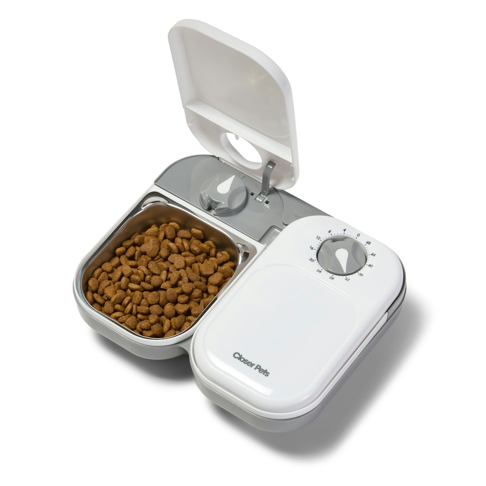 image 1 of Closer Pets Two-Meal Automatic Dry/Wet Food Pet Feeder with Stainless Steel Bowl Inserts (C200) White
