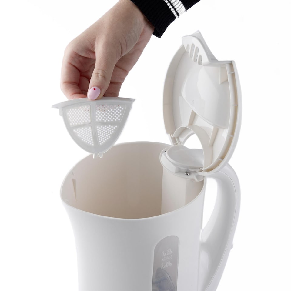 image 1 of Hamilton Beach Essential Kettle & Toaster Set White