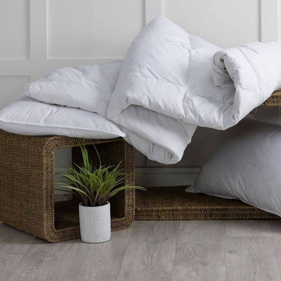 image 1 of Belledorm Hotel Duck Plain Duvet - White - Single