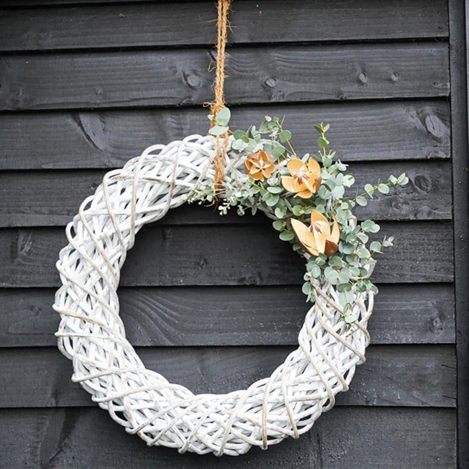 image 1 of Wreath - Rattan/Wicker - L10 x W40 x H40 cm - White Wash