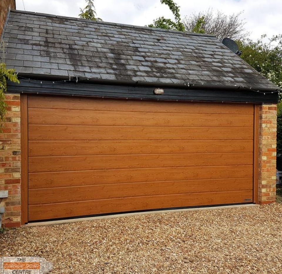 image 1 of Innov8 Coatings Garage Door Spray Paint 400ml - Golden Oak Satin Finish - Exterior & Interior Multi Surface Paint for Metal, uPVC, Aluminium & Wood - Fast Dry, No Primer Required
