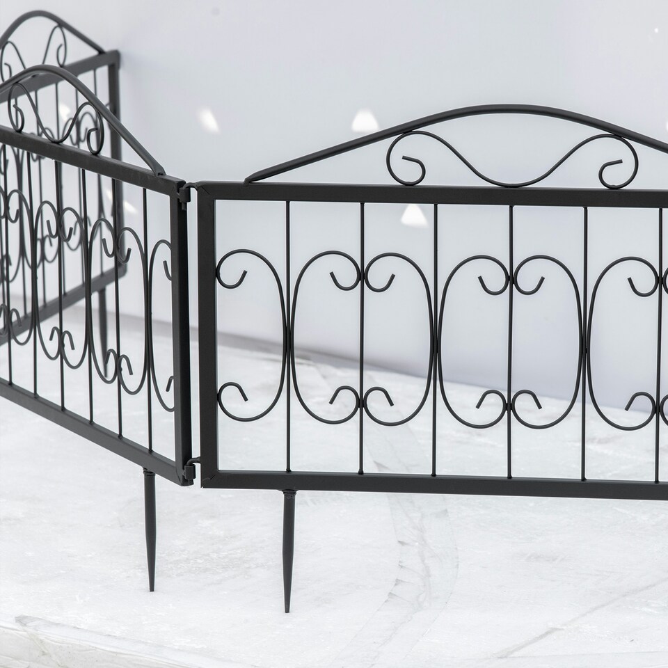 image 1 of Outsunny Decorative Garden Fencing 4PCs Metal Border Edging