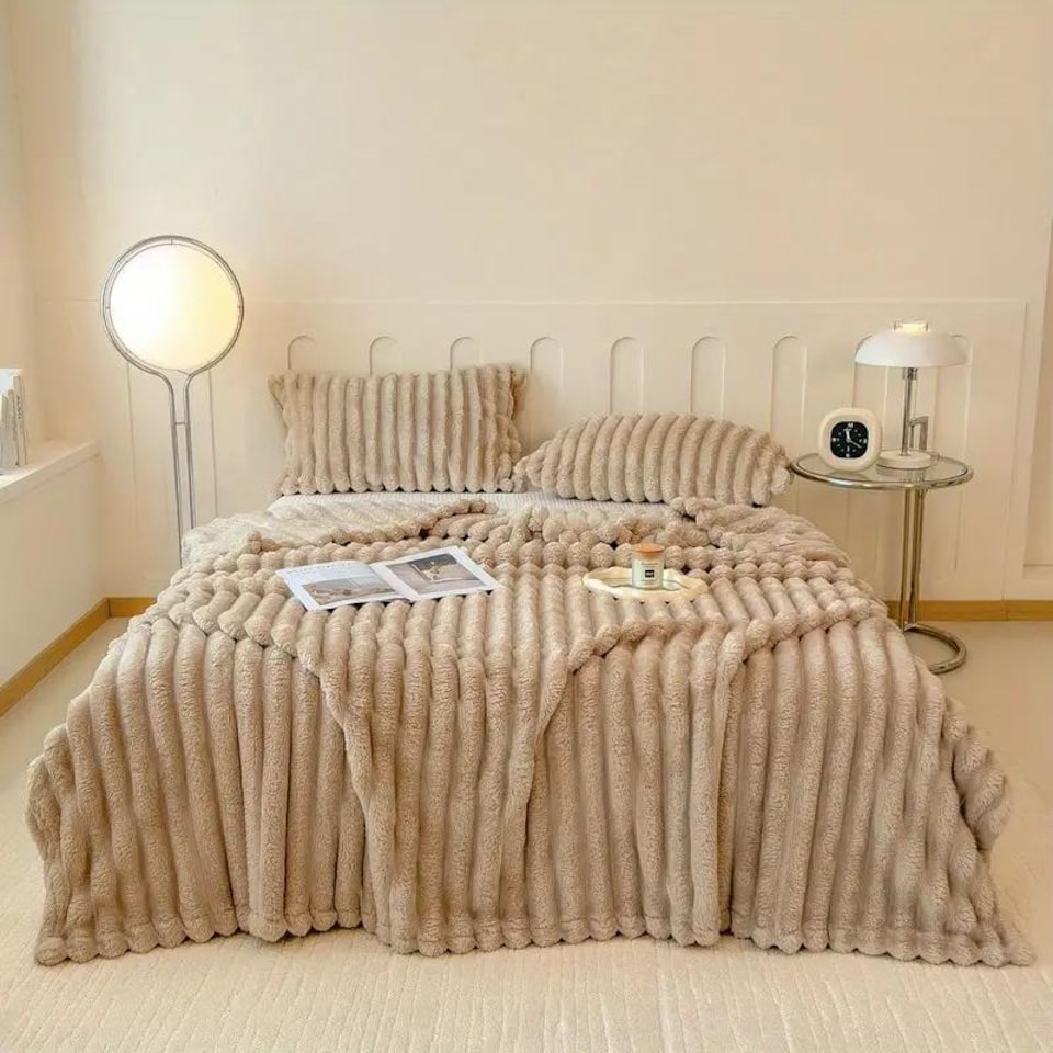 image 1 of Ribbed Jacquard Fleece Blanket Throw 200x240cm - Soft & Cosy Bed Throw
