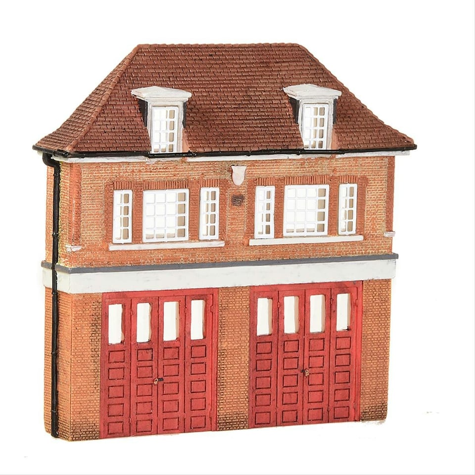 image 1 of Graham Farish Scenecraft Low Relief Fire Station (Pre-Built)