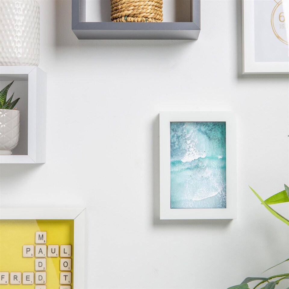 image 1 of Nicola Spring Photo Frame - 4" x 6" - White