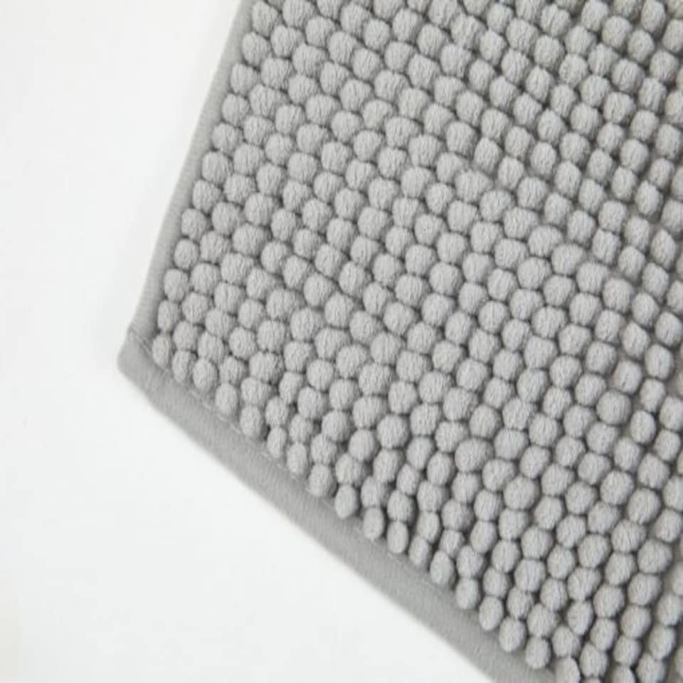 image 1 of Marlow Collection Soft Touch Non-Slip Bathroom Rug in Silver (45cm x 75cm)
