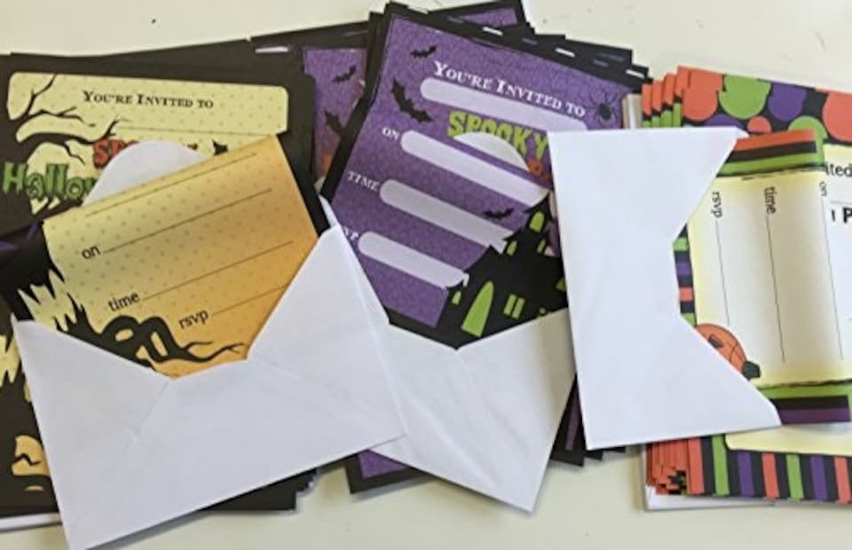 image 1 of Pack of 20 Halloween Invitations & Envelopes