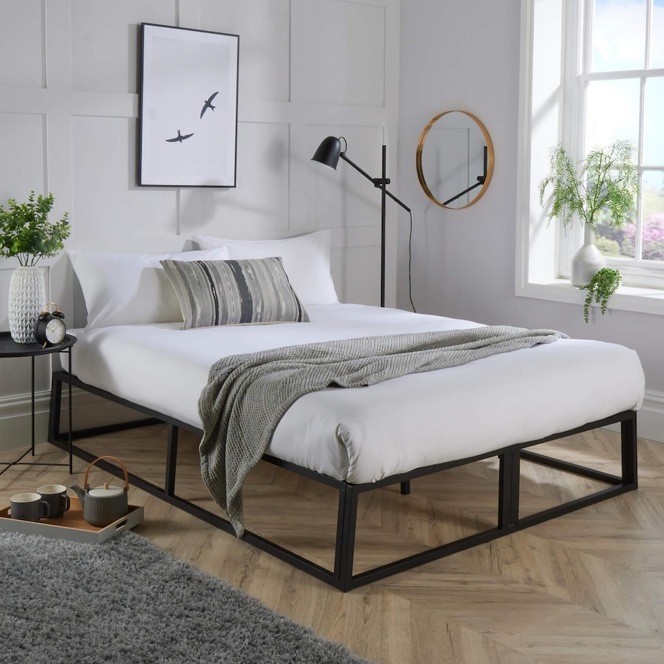 image 1 of Contemporary Black Metal Frame 4ft6 Double Platform Bed With Slatted Support