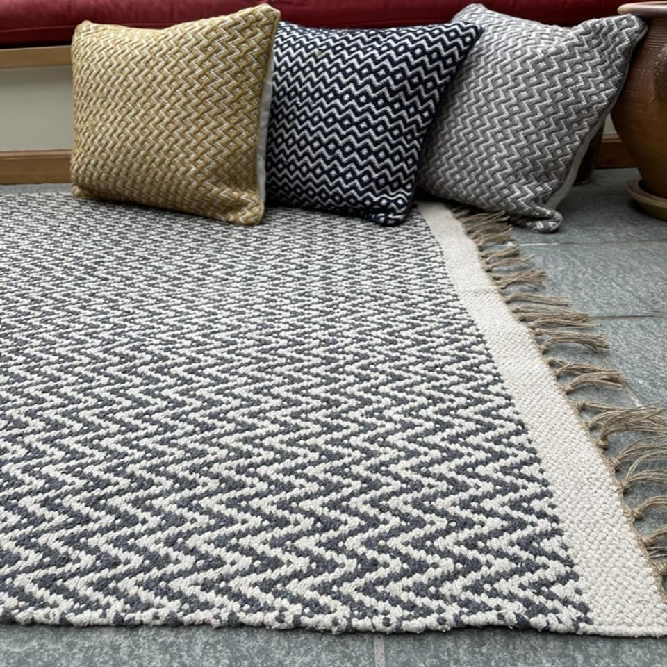 image 1 of GRETA Soft Bedroom Rug Dark Herringbone Pattern - L70 x W115 - Grey Grey