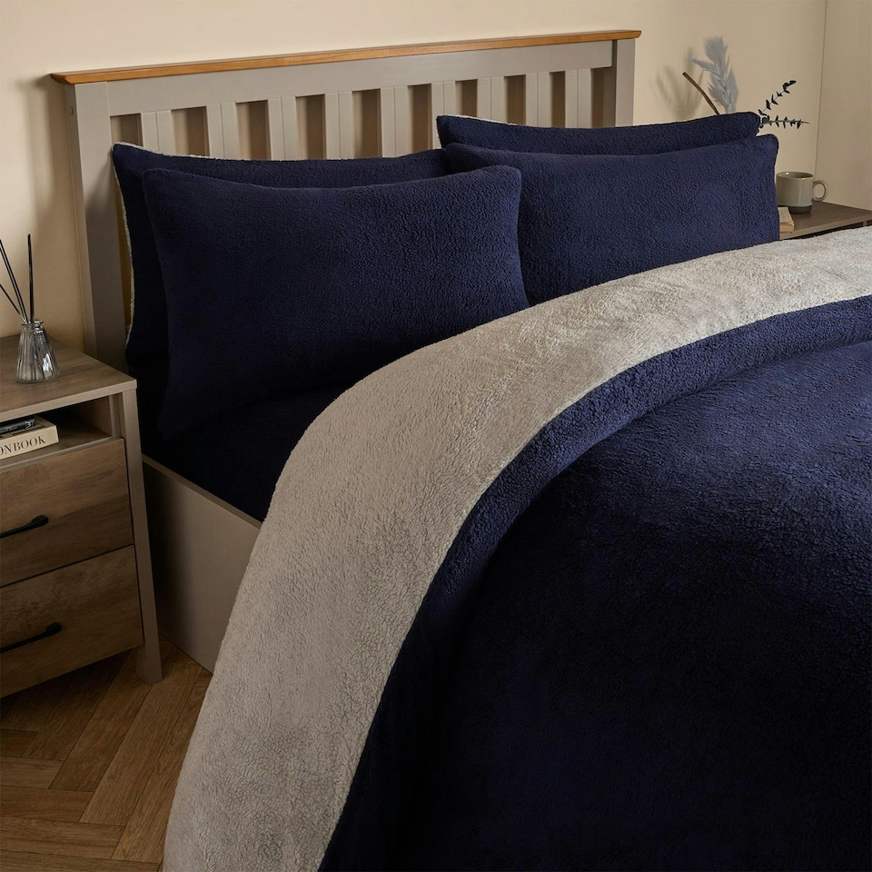 image 1 of OHS Reversible Soft Teddy Fleece Duvet Cover and Pillowcase Bedding Set, King - Navy Blue/Grey