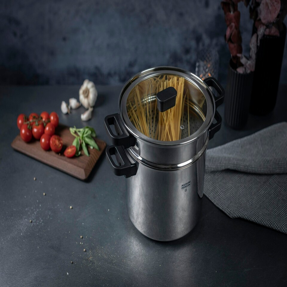 image 1 of LOCARNO Pasta Pot with insert 6.5L 22 cm