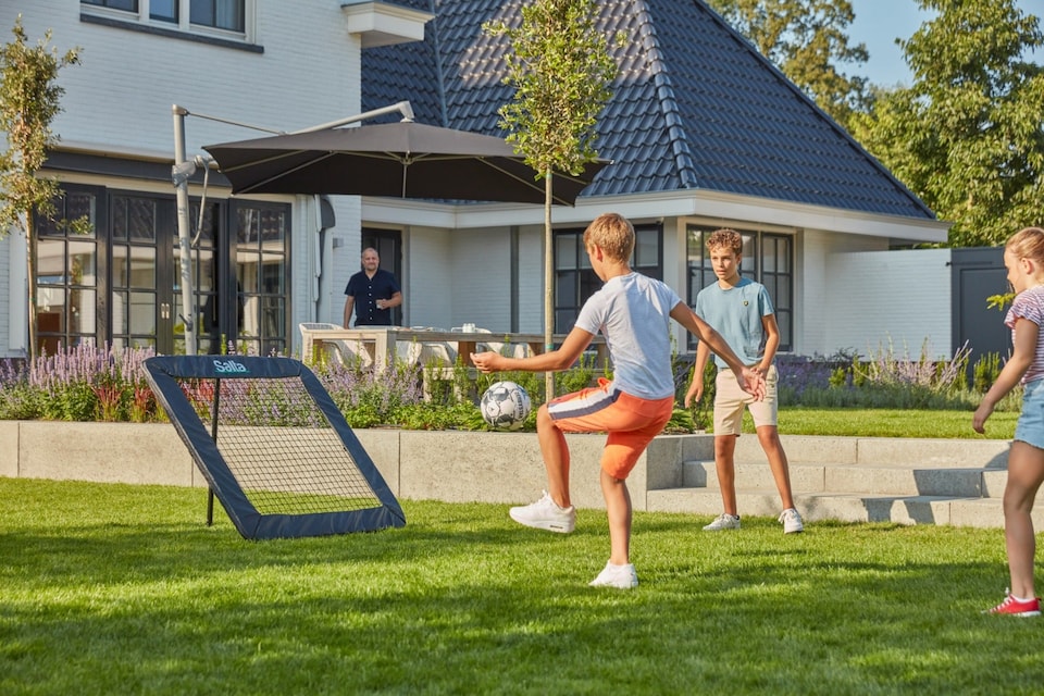 image 1 of Salta 84cm x 84cm Motion Rebounder