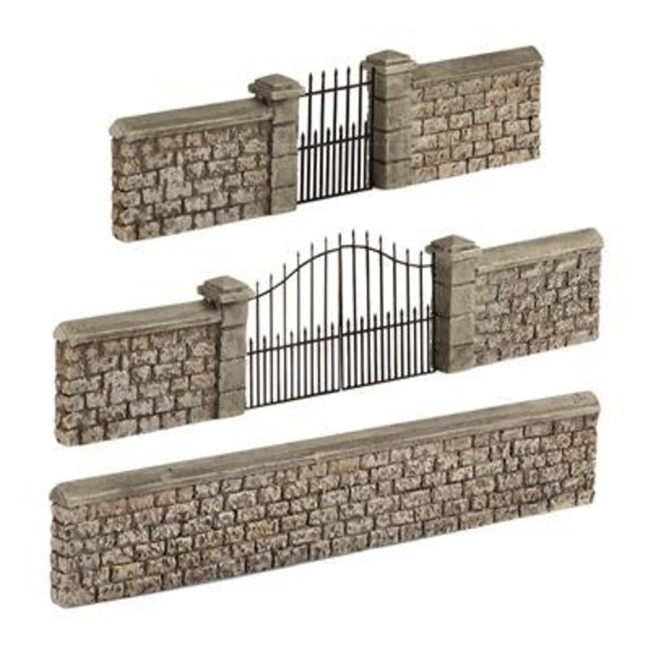 Bachmann Scenecraft Stone Walls and Gates (Pre-Built)