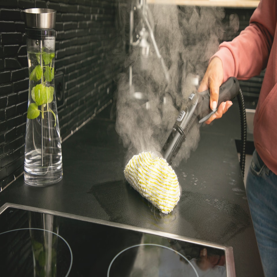 image 1 of Kärcher SC 4 EasyFix Steam Cleaner