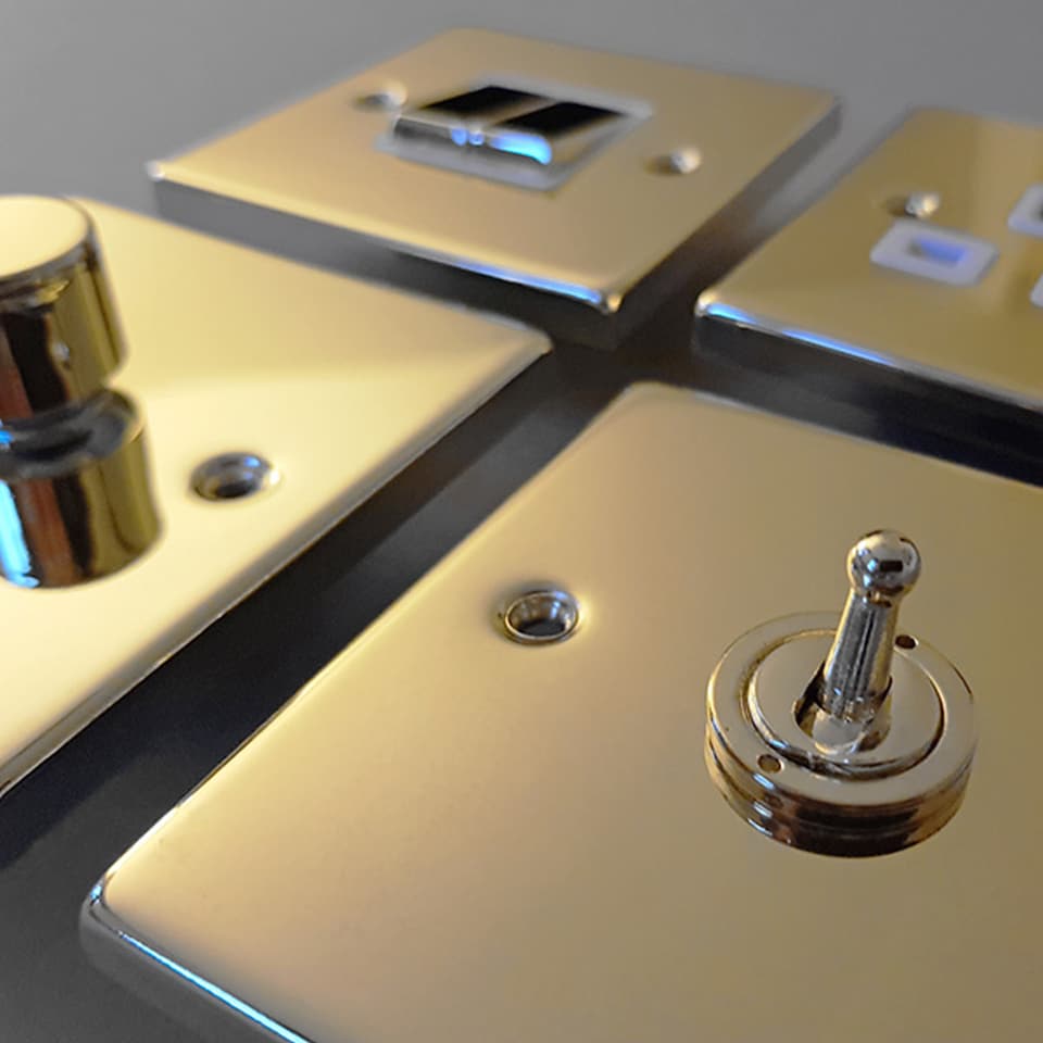 image 1 of SE HOME Polished Brass 10A 3 Pole Fan Isolation Switch | Gold | Polished Brass