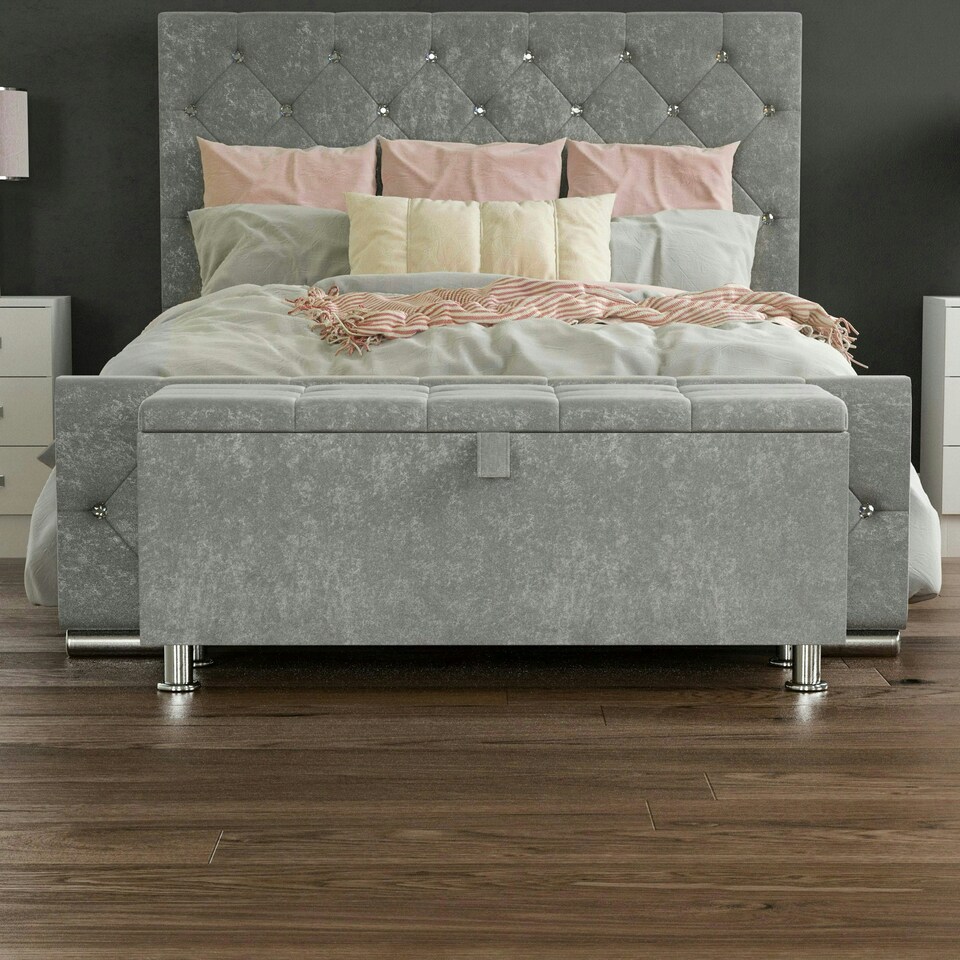 image 1 of Vida Designs Valencia Storage Ottoman Bedroom Hallway Chest Bench, Crushed Velvet Silver Silver | Crushed Velvet Silver
