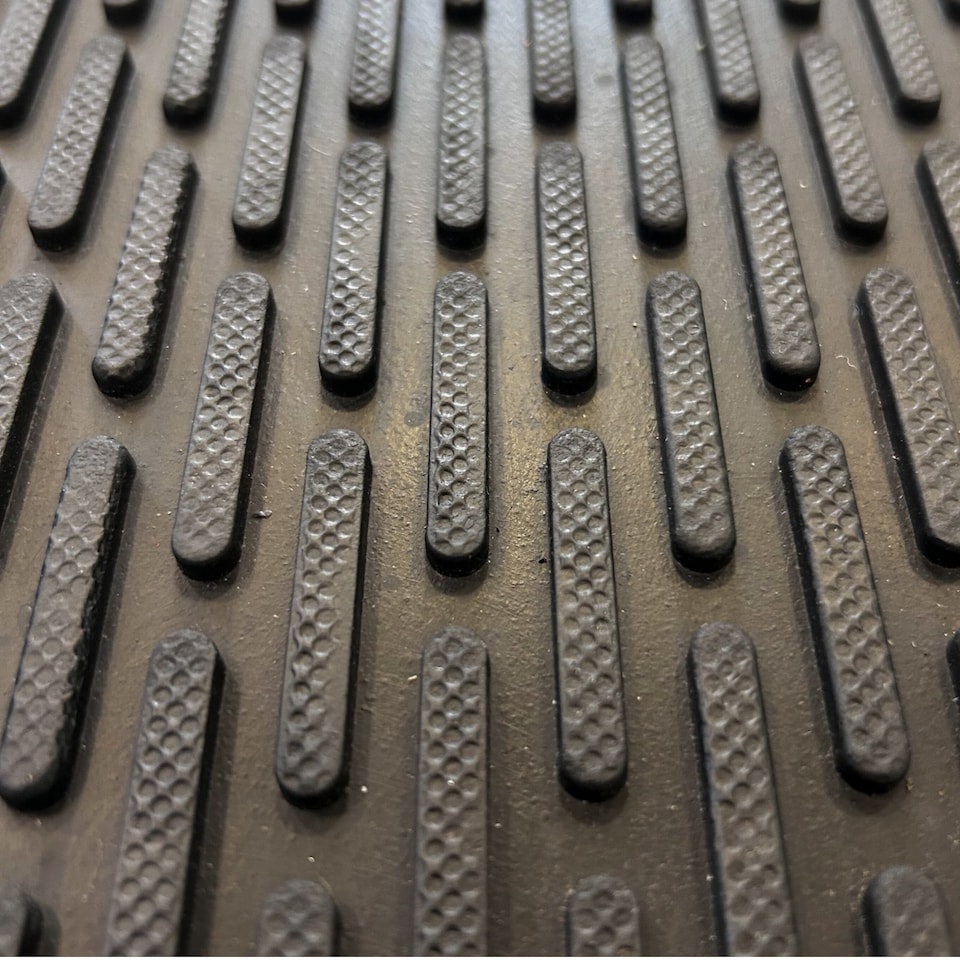 image 1 of Heavy Duty Rubber Scraper Door Mat - 8mm - 140cm x 85cm