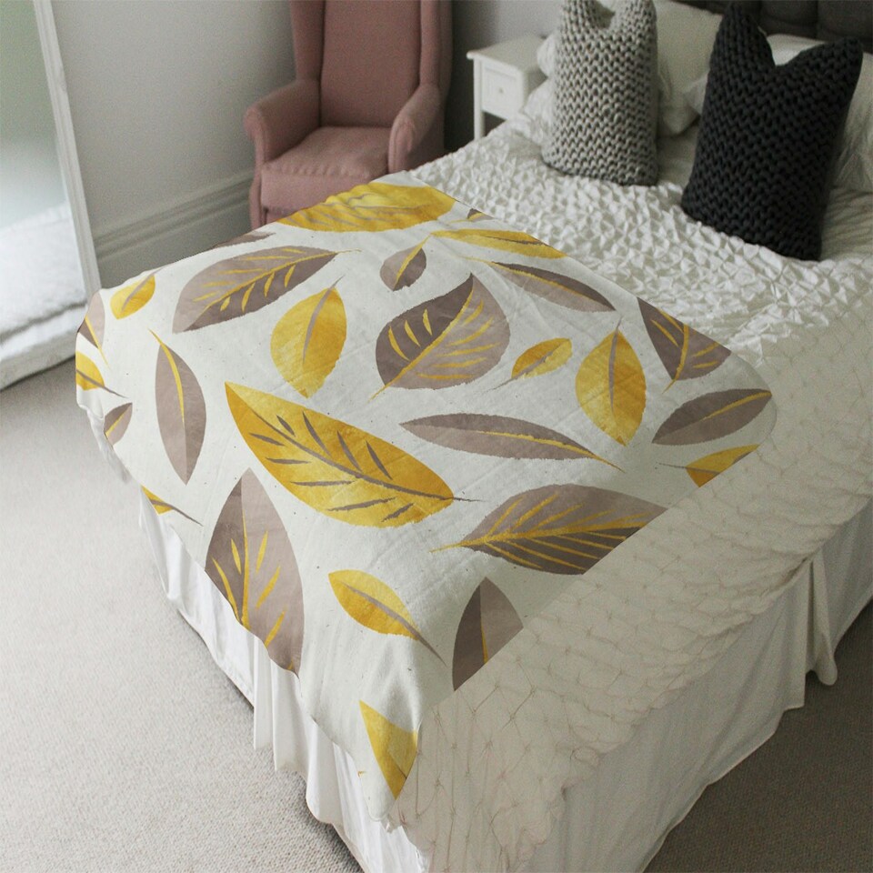 image 1 of Botanical gold and purple leaf (Blanket)