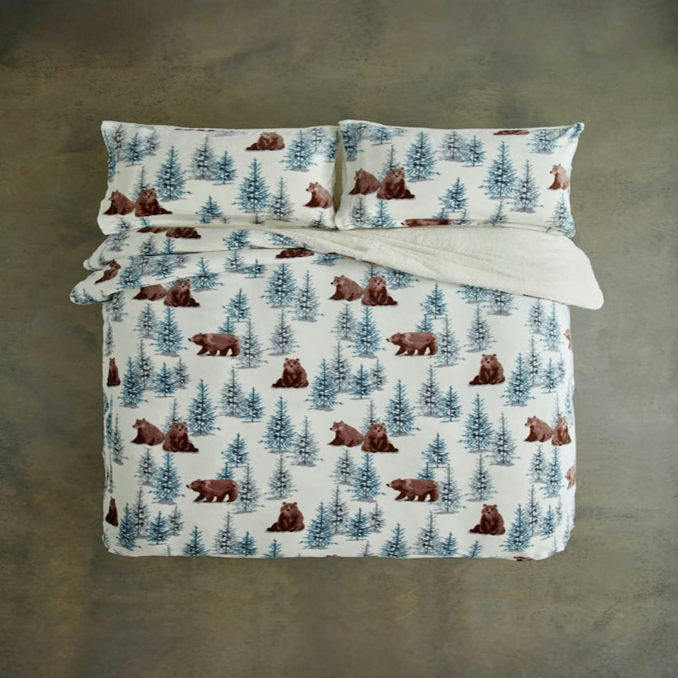 image 1 of Winter Bears Duvet Cover Set – Soft Fleece Bedding with Easy Zip Fastening | Multi | Double