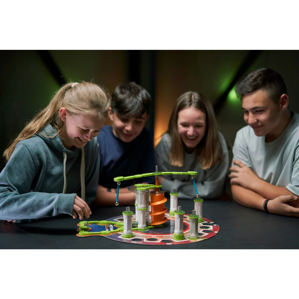 image 1 of Geomag Mechanics Recycled Challenge Strike 185 Pieces