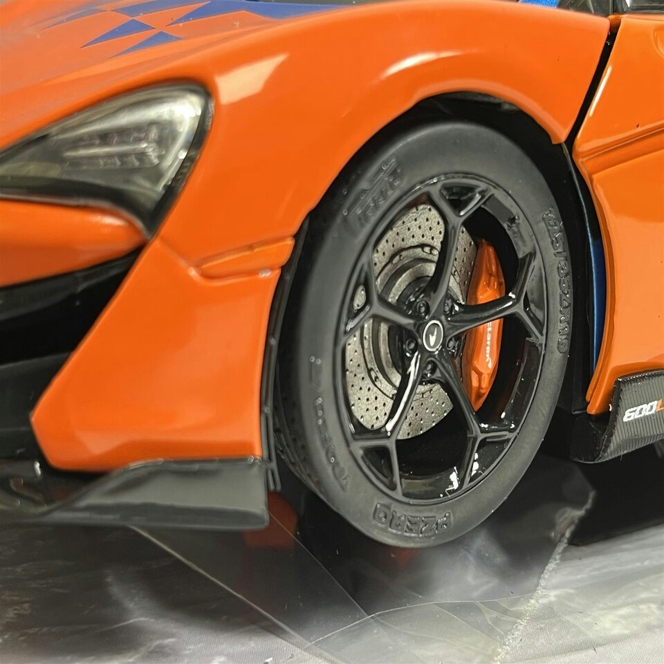 image 1 of McLaren 600LT F1 Tribute Livery 2019 1:18 Solido 1804503