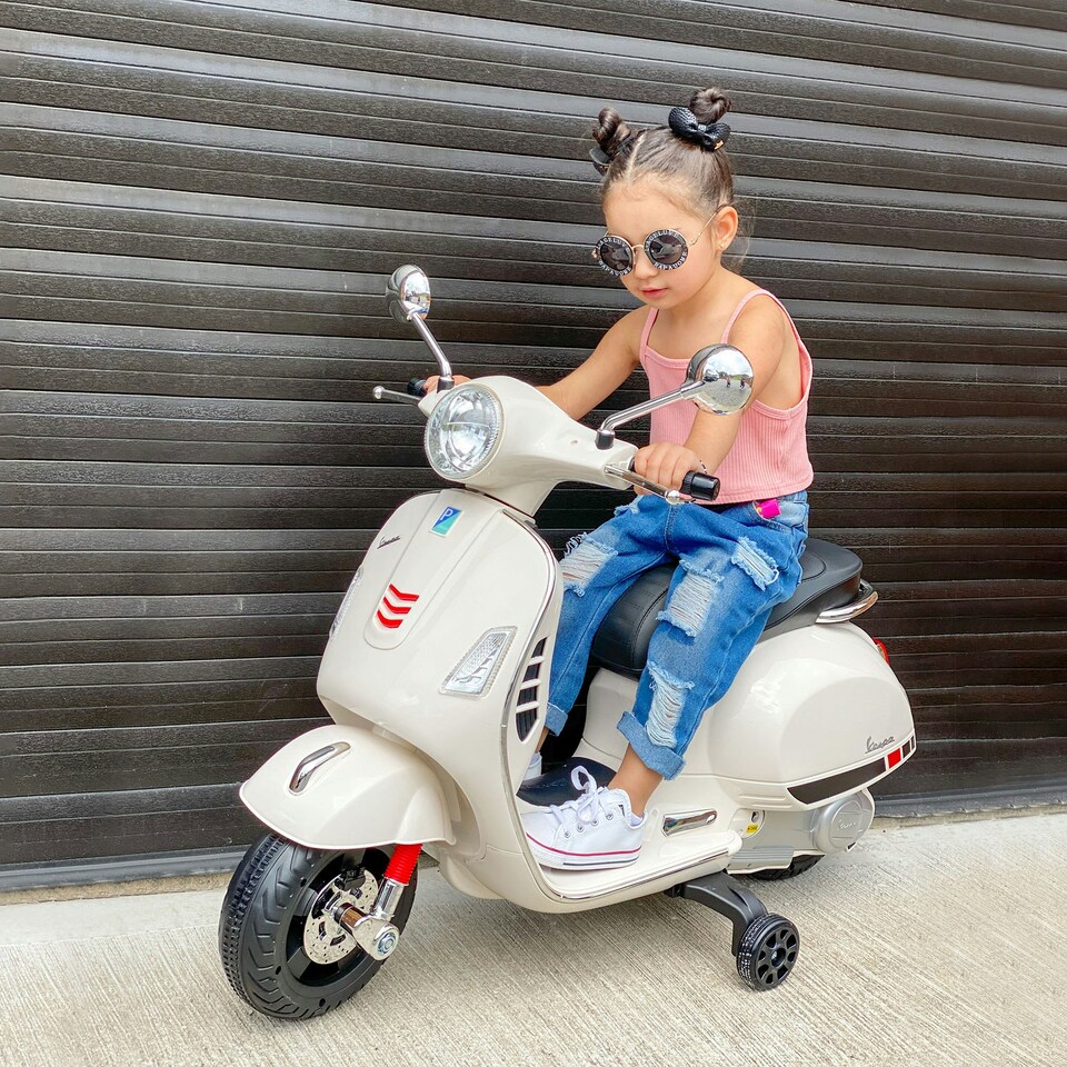 image 1 of HOMCOM Kids Ride On Motorcycle Vespa Licensed Boys Girls 6V LED Lights MP3 Horn