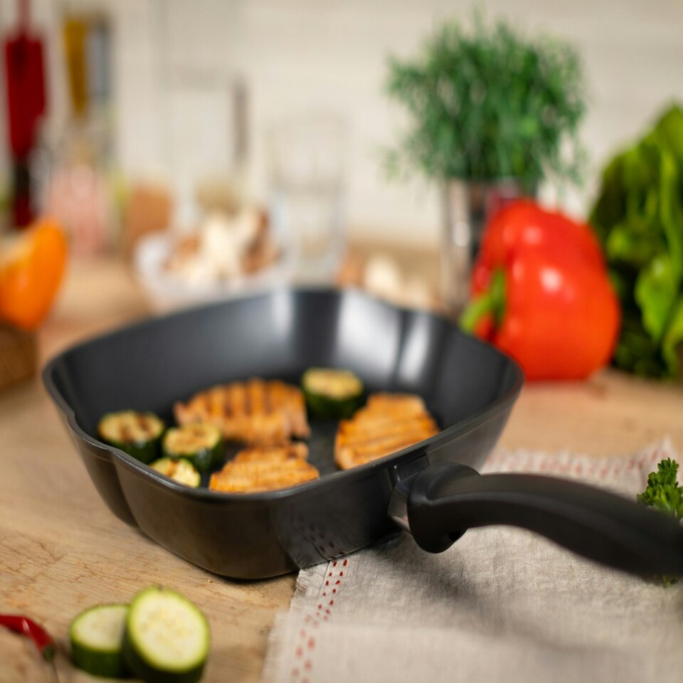 image 1 of Easy Induction Grill Pan 26 x 26cm