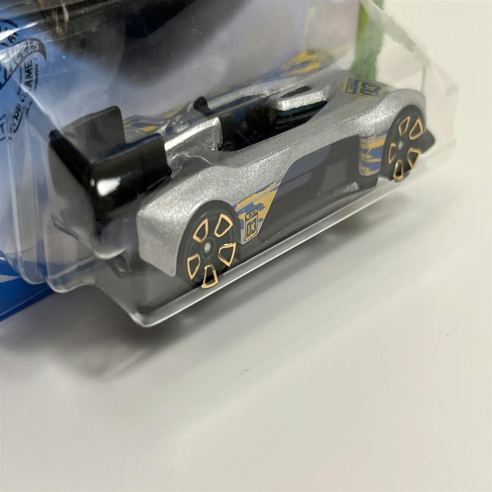 image 1 of Hot Wheels Electro Silhouette HW Exotics 1:64 Scale GHC31D521 B13