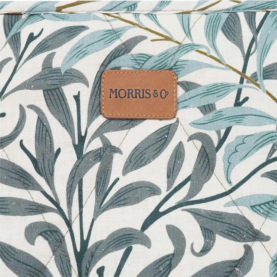 image 1 of Morris & Co Willow Bough Print Pet Blanket 150 x 100 cm Cream | One Size