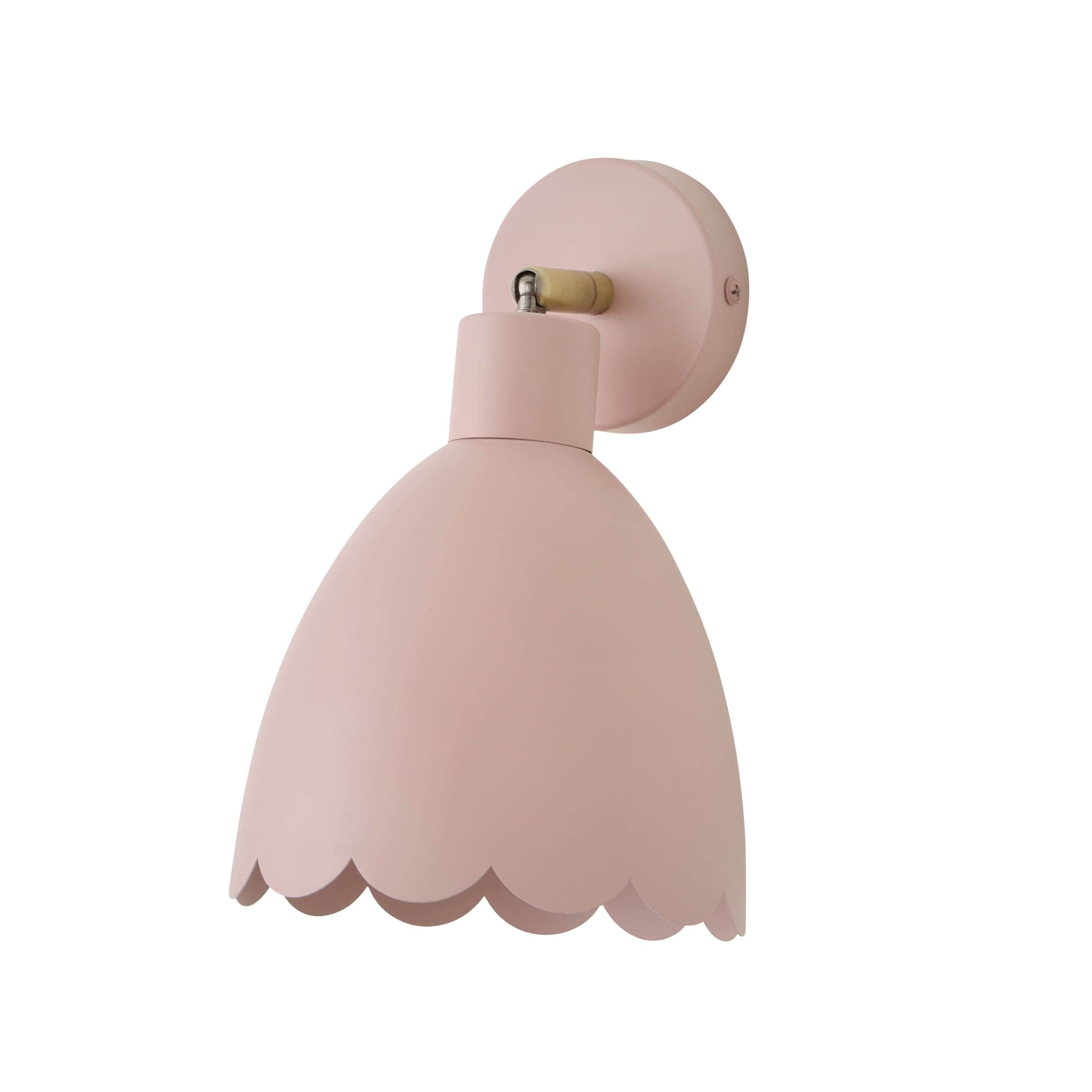 ValueLights Millie Flower Style Scallop Adjustable Wall Light with Bulb in Pale Pink