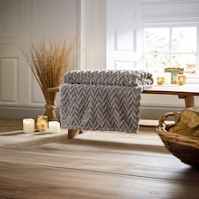 Tadcaster Chevron Plush Throw, 140×180cm – Warm Decorative Sofa Blanket | Brown | Mushroom