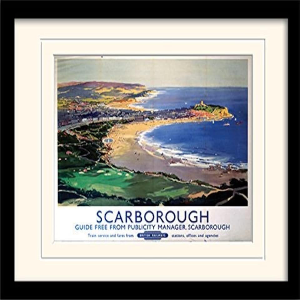 SCARBOROUGH (8)-PLASTIC GLASS - AG MEMORABILIA RANGE - MP10015P