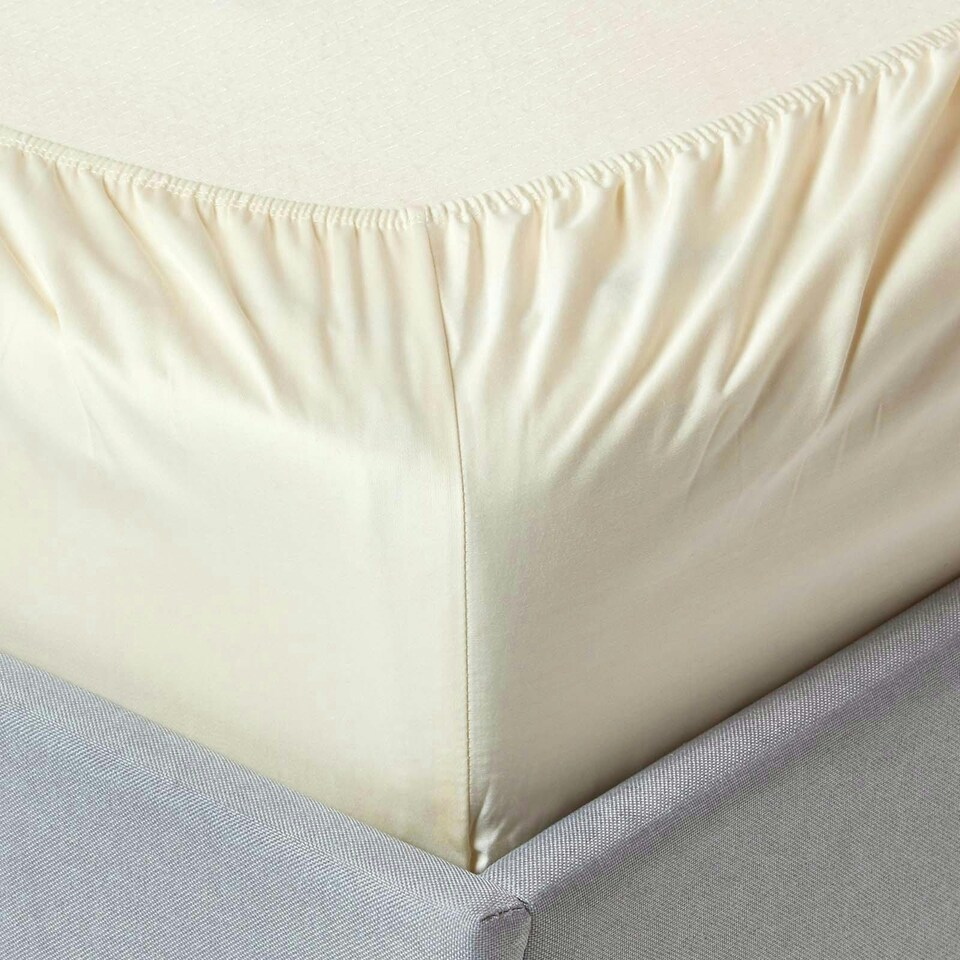 image 1 of Homescapes Cream Organic Cotton Fitted Cot Sheets 400 Thread Count, 2 Pack | Cream | One Size