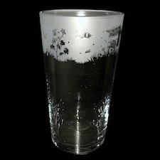 Animo Glass Etched Pint Glass Bee