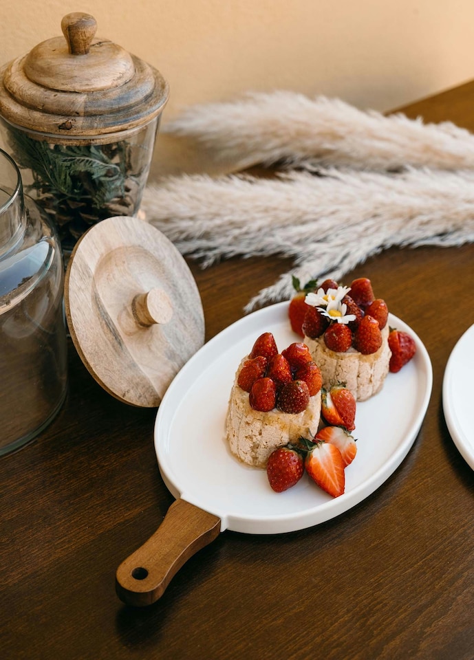 image 1 of Woody Collection Porcelain Serving Board
