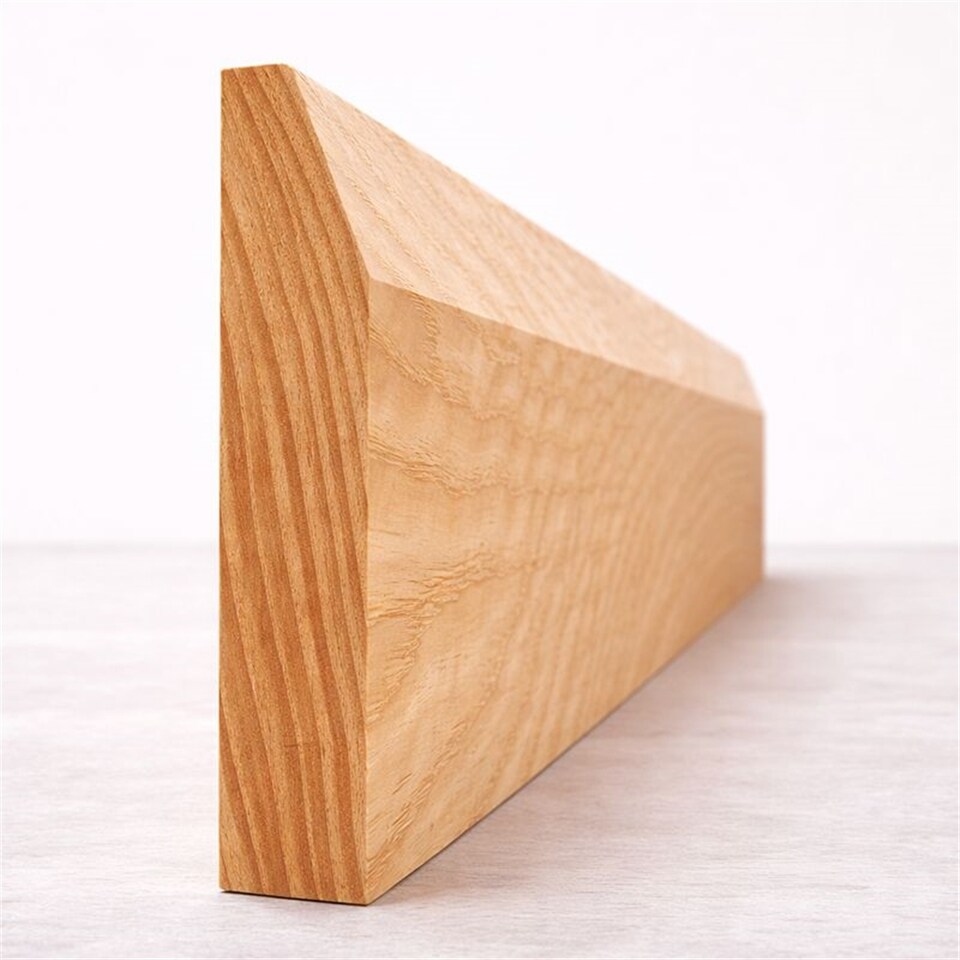 Chamfered American Ash Skirting Board (Unoiled) - 121mm (H) x 19mm (T) x 3000mm (L) - (Pack Of 20)
