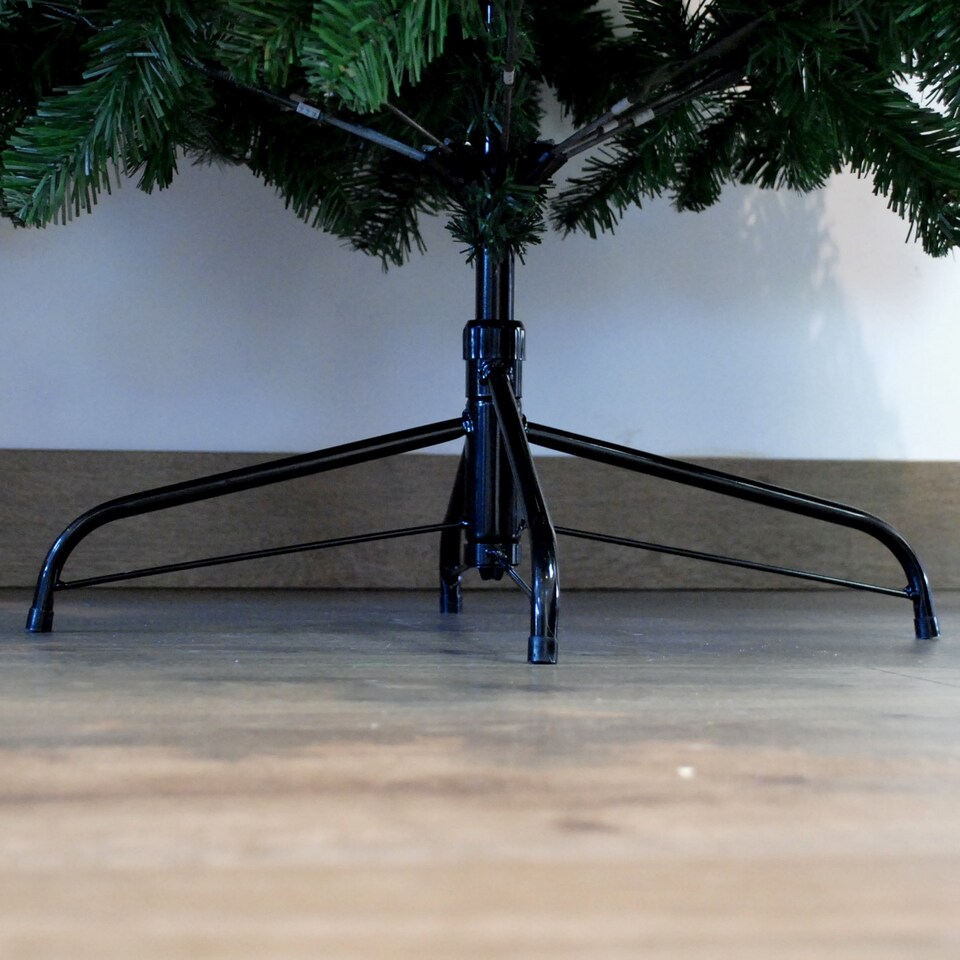 image 1 of 5ft (150cm) Samuel Alexander Luxury Green Christmas Tree 340 Tips 95cm Wide