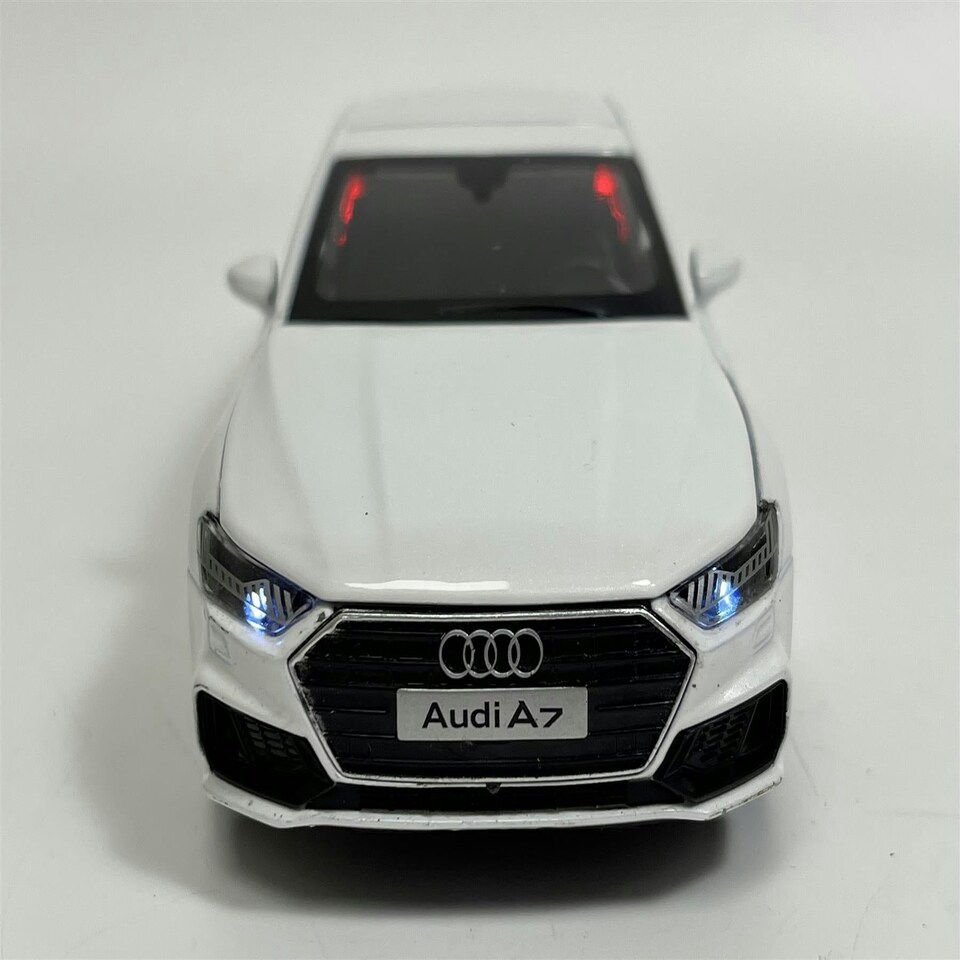 image 1 of Audi A7 White LHD Light and Sound 1:32 Scale Tayumo 32140017