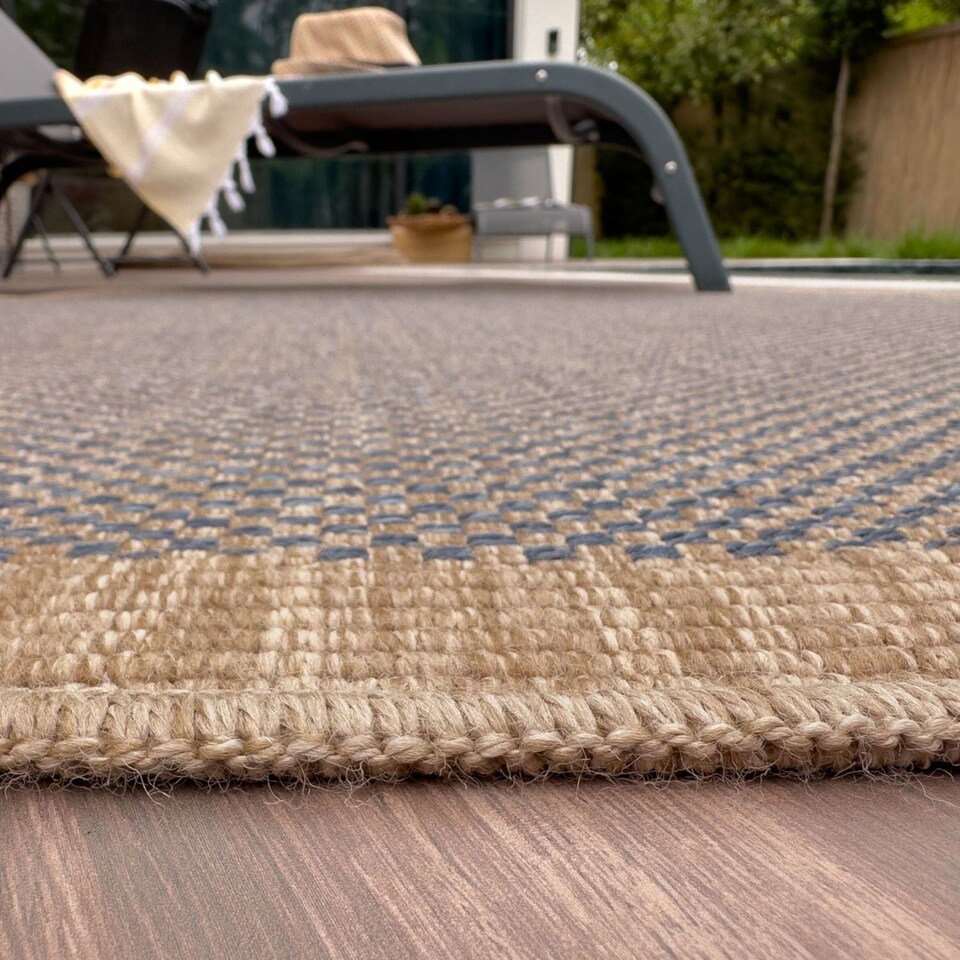 image 1 of The Rugs Nature Collection Square Dots Design Outdoor Rugs Garden Patio | 5200