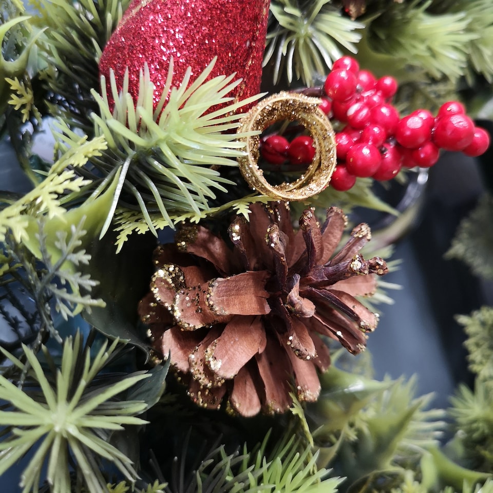 image 1 of Premier 45cm Indoor / Outdoor Christmas Wreath Decoration - Red & Green