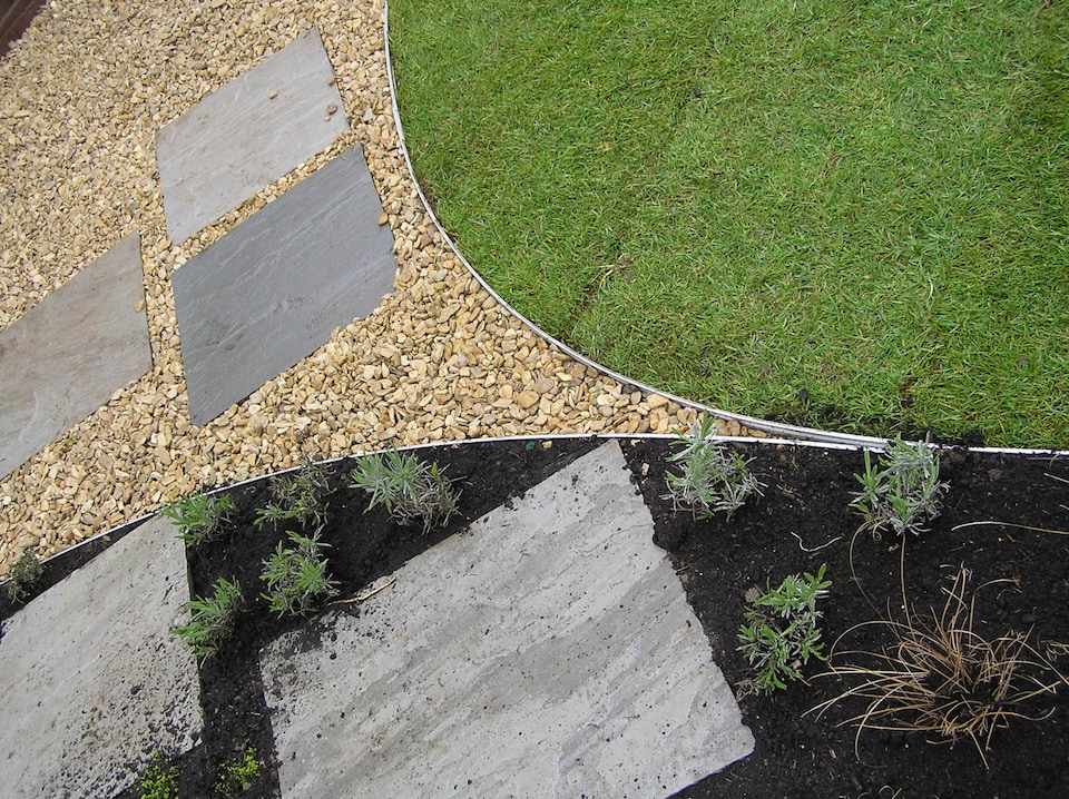 image 1 of Swift Edge Garden Edging - Lawns, Borders, Pathways, Plots, Flowerbeds, Landscaping - Aluminium 100mm tall - 18m pack - Green | Green | 18m | 1