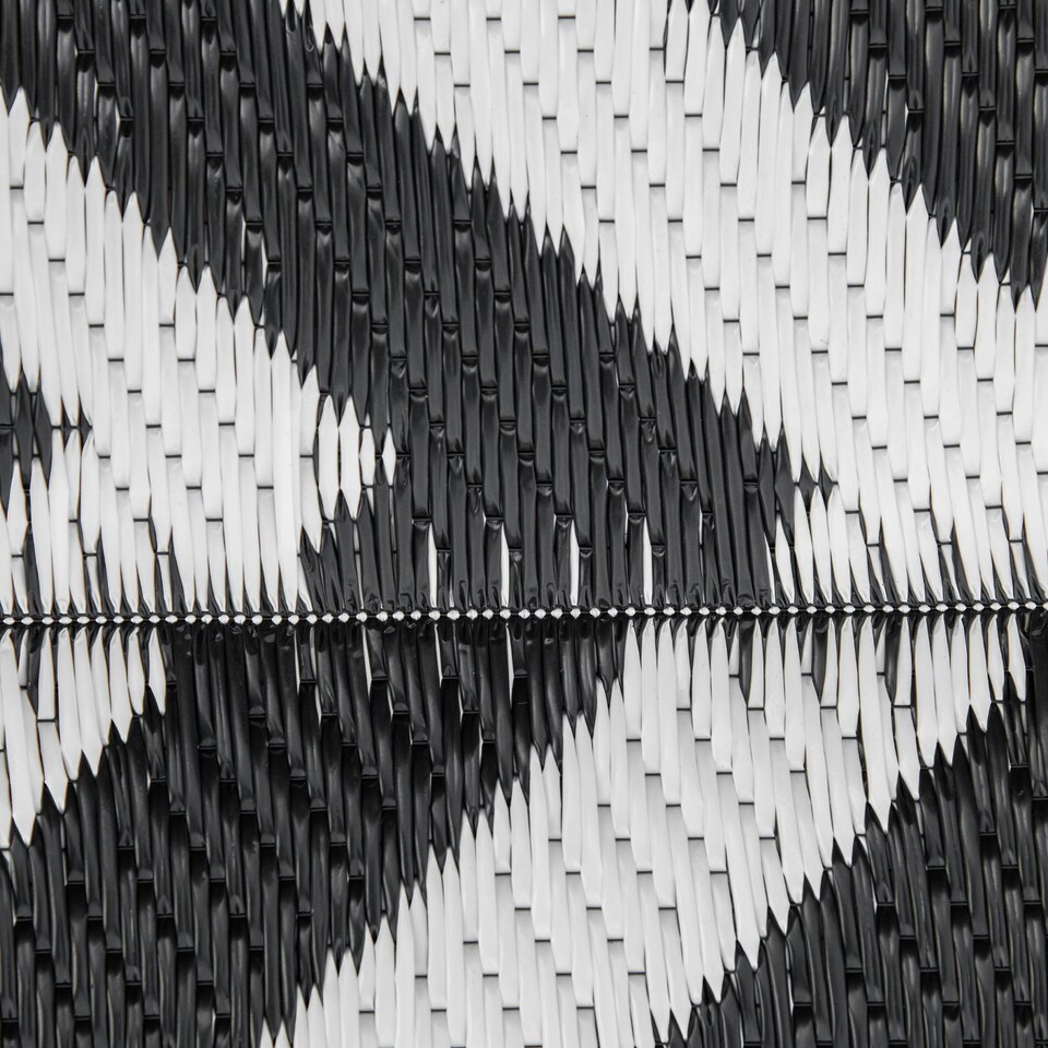 image 1 of Outsunny Reversible Outdoor Rug Plastic Straw RV Camping Mat for Garden Deck Picnic Black | Black and White