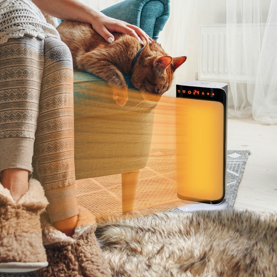 image 1 of HOMCOM Oscillating Ceramic Space Heater w/ Remote Control, Timer & Safety System