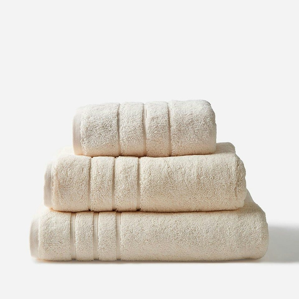 image 1 of Hotel Luxury Heavyweight 800GSM Towels - 100% Cotton Cream | Cream | Bath towel