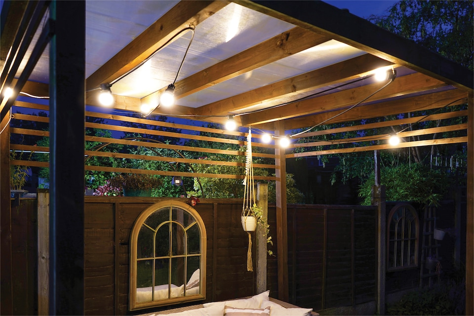 image 1 of Festoon Black Rubber IP65 10m/10x2w Warm White Opaque lamp