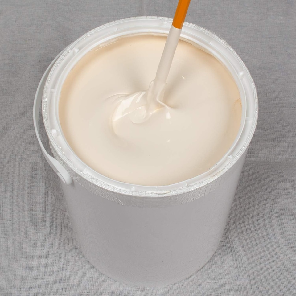 image 1 of 4 x Dryzone Anti-Mould Additive 100ml Concentrate to Make 20L of Emulsion, Vinyl, Silk or Matt Paint
