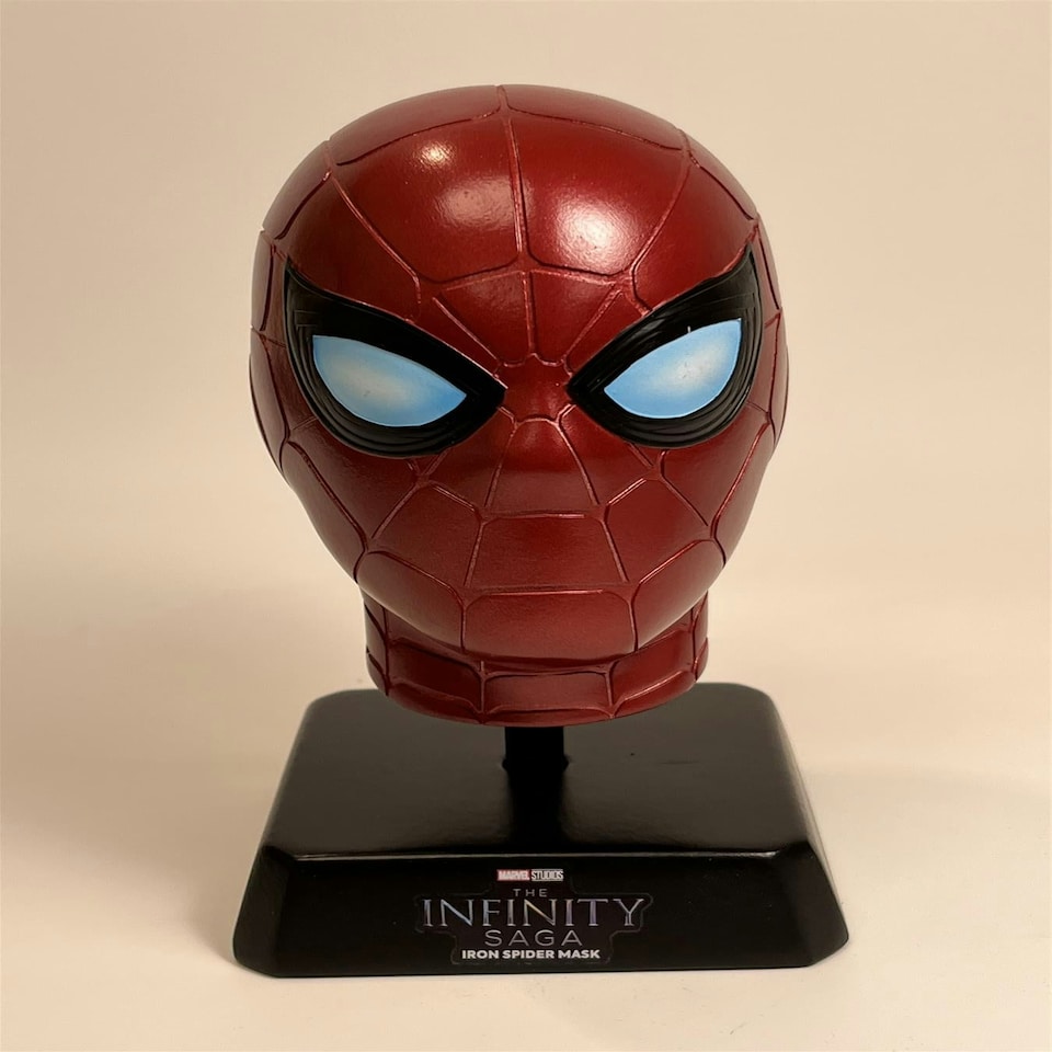 image 1 of Iron Spider Mask The Infinity Saga Avengers 18cm Polyresin Prop on Stand
