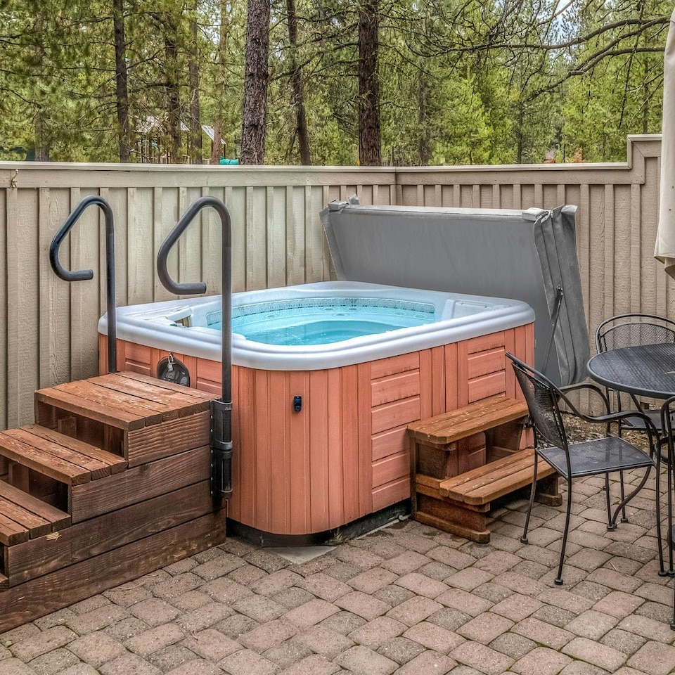 image 1 of 2m Hot Tub Spa Cover - Grey Grey