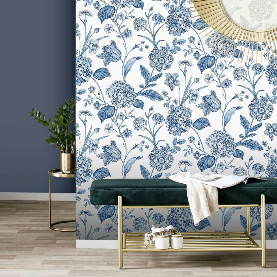image 1 of Rasch Amelie Hydrangea Wallpaper - Blue/White - 10.05m x 0.53m Blue